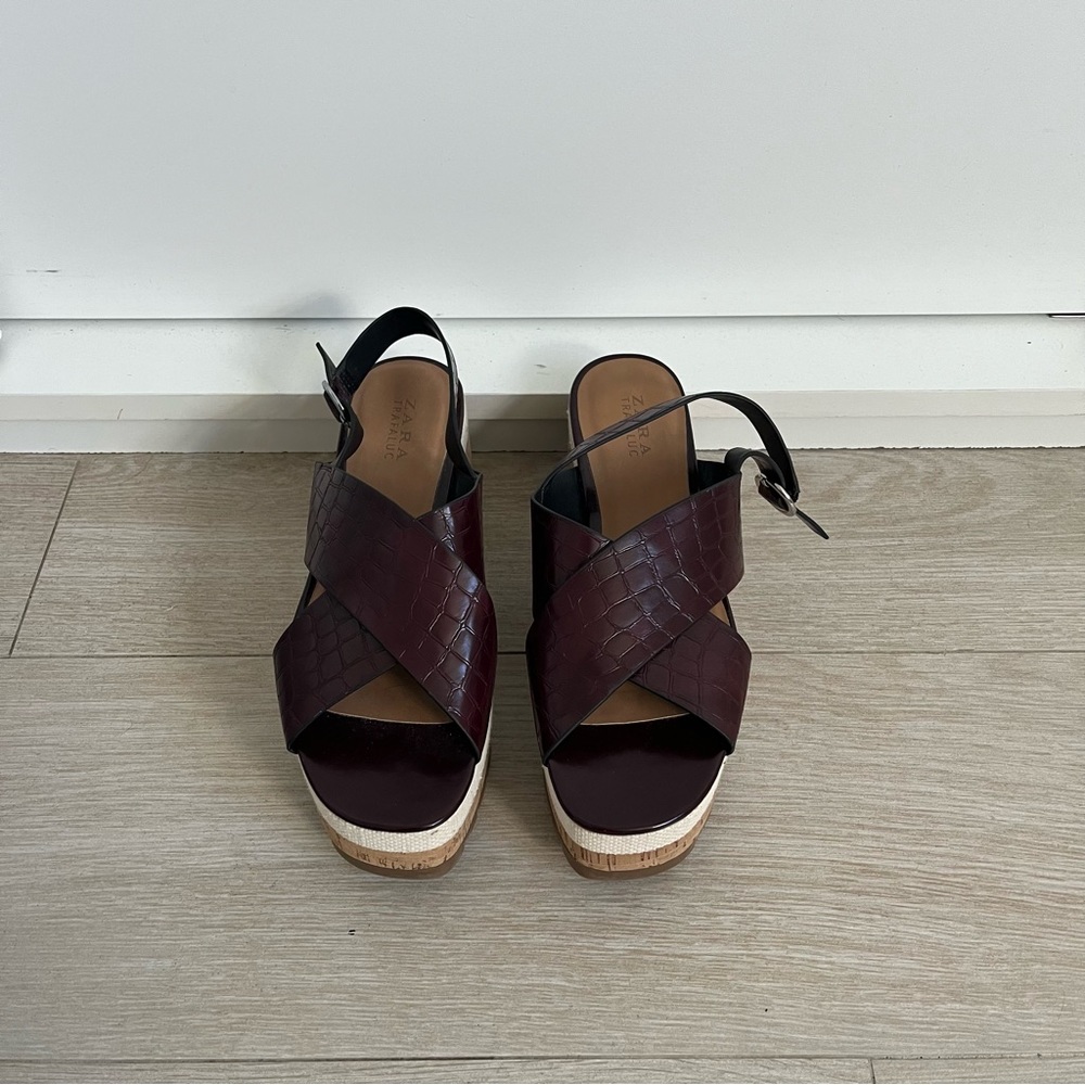 Zara burgundy / maroon croc leather platform sandals.